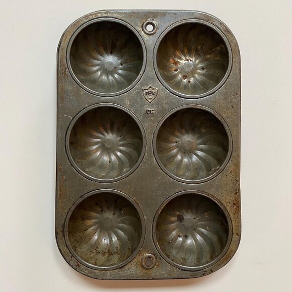 Vintage GSW Baking Tray Mold Tin for Cakes Cookies Kitchen Cookware Collectible - Picture 1 of 5
